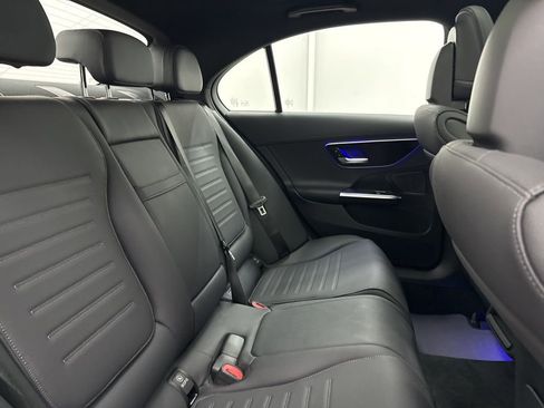 Used 2025 Mercedes-Benz C 300 Sedan image 27