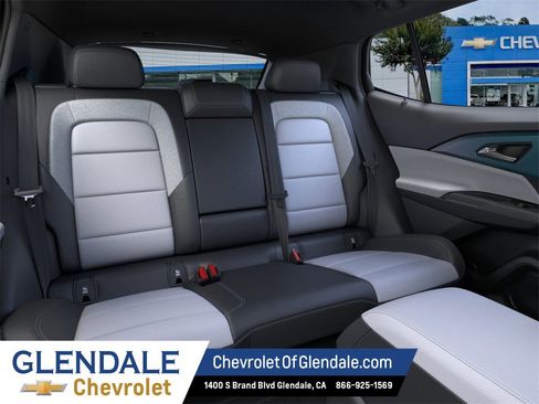 New 2026 Chevrolet Equinox EV LT image 17