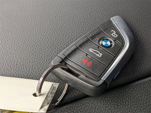 Used 2022 BMW Z4 sDrive30i w/ Premium Package image 7