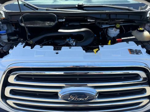 Used 2017 Ford Transit 350 XLT RWD image 32