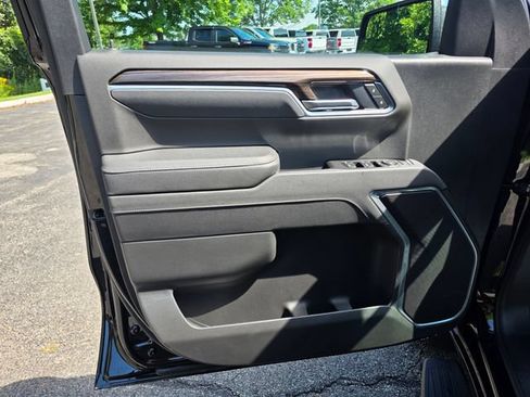 Used 2026 Chevrolet Silverado 1500 LT w/ LPO, Liner Protection Package AWD/4WD image 19