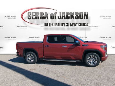 Used 2019 GMC Sierra 1500 Denali w/ Driver Alert Package II AWD/4WD image 9