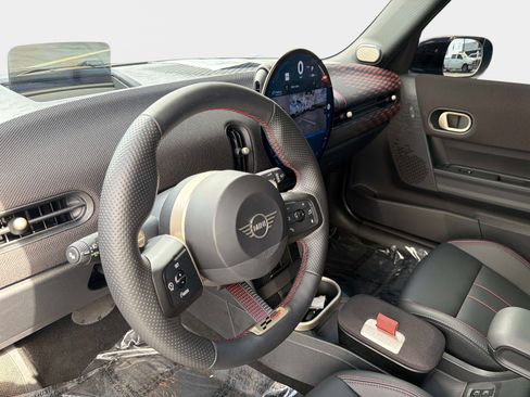 Used 2025 MINI Cooper S image 40