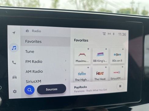 Used 2024 Toyota Venza LE image 15