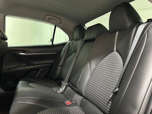 Used 2022 Toyota Camry SE AWD/4WD image 26