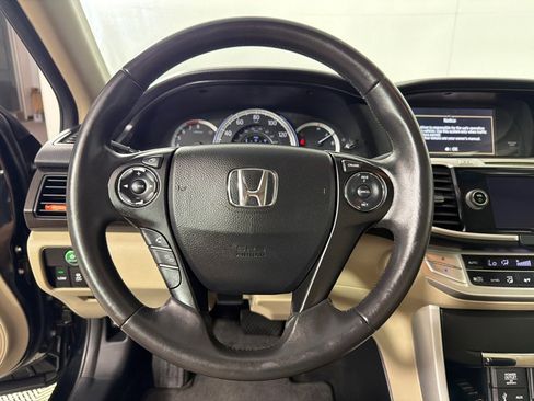 Used 2013 Honda Accord EX-L image 16