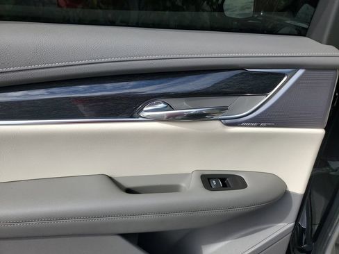 Certified 2023 Cadillac XT6 Premium Luxury w/ Technology Package FWD image 16