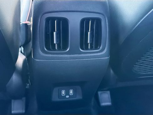 Used 2022 Hyundai Santa Cruz Limited AWD/4WD image 25