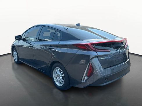Used 2018 Toyota Prius Prime Advanced FWD image 5