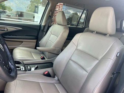 Used 2018 Honda Pilot EX-L image 11