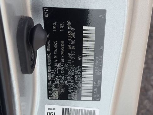 Certified 2023 Toyota Sienna XSE image 33