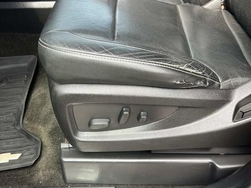 Used 2017 Chevrolet Tahoe Premier AWD/4WD image 23