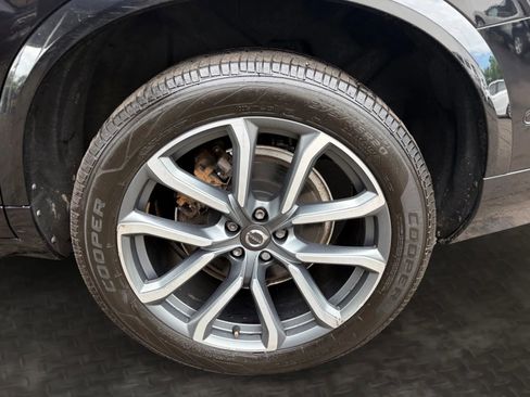 Used 2018 Volvo XC90 T5 Momentum w/ Convenience Package AWD/4WD image 41