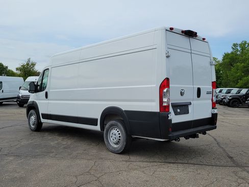 Used 2025 RAM ProMaster 3500 w/ Convenience Group FWD image 3