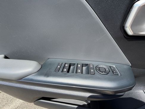 Used 2025 Kia K4 FWD image 18