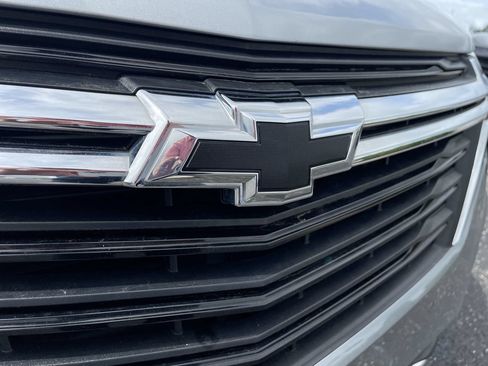 Used 2024 Chevrolet Equinox LT w/ LPO, Floor Liner Package FWD image 29