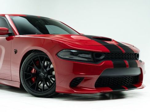 Used 2016 Dodge Charger SRT Hellcat w/ Harman/Kardon Audio Group image 4
