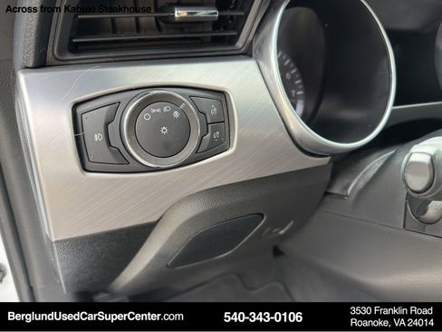 Used 2022 Ford Mustang GT image 15