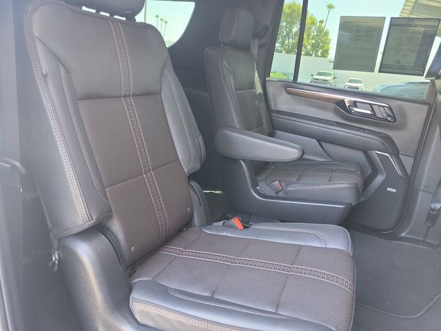 Certified 2026 Chevrolet Suburban High Country AWD/4WD image 26