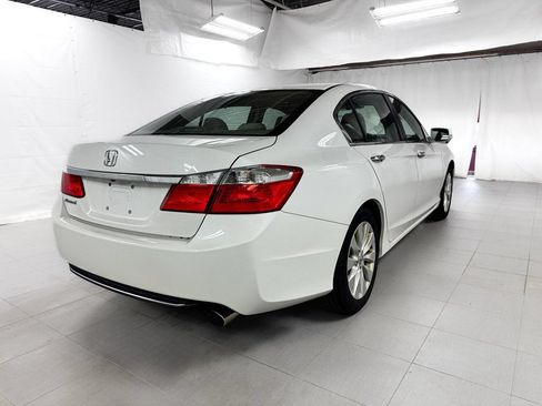 Used 2015 Honda Accord EX image 6
