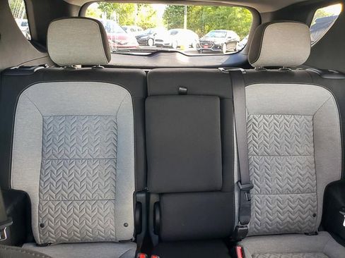 Used 2023 Chevrolet Equinox LT w/ Driver Convenience Package image 32