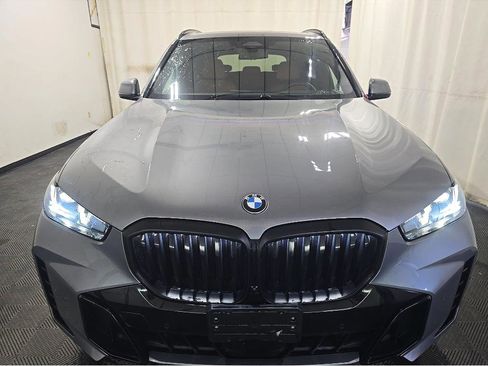 Used 2024 BMW X5 xDrive40i w/ Premium Enhanced Package AWD/4WD image 2