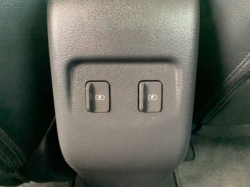 Used 2024 Nissan Kicks SR w/ SR Premium Package image 22