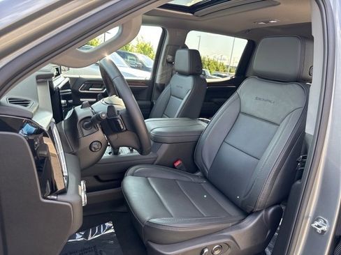 Used 2025 GMC Sierra 1500 Denali image 13