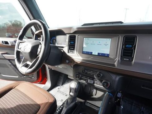 Used 2023 Ford Bronco Outer Banks image 31