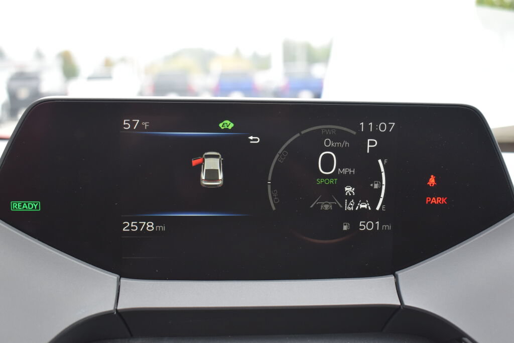 Certified 2026 Toyota Prius XLE FWD image 10