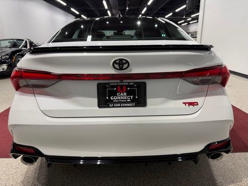 Used 2020 Toyota Avalon XSE FWD image 20