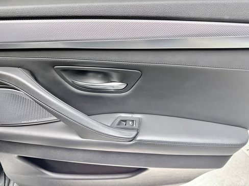 Used 2015 BMW 550i xDrive Sedan AWD/4WD image 18