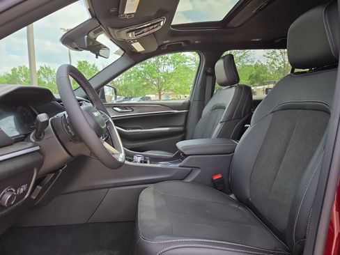 New 2026 Jeep Grand Cherokee L 4WD image 15