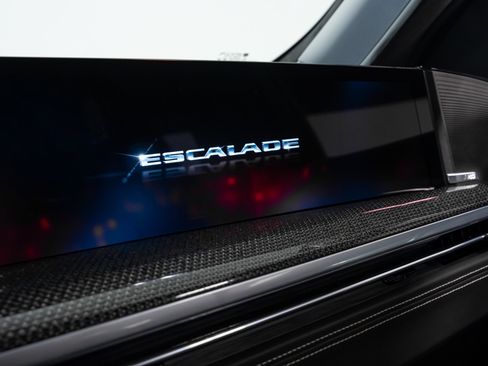 Used 2025 Cadillac Escalade V w/ LPO, ONYX Package AWD/4WD image 55