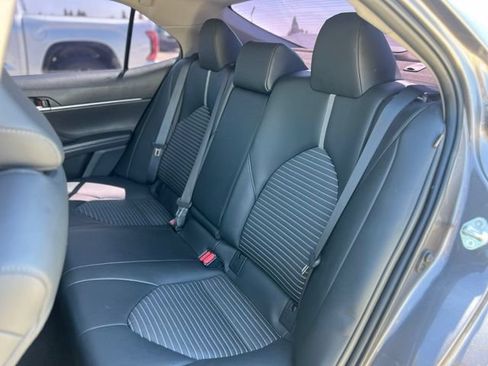 Used 2023 Toyota Camry SE FWD image 14