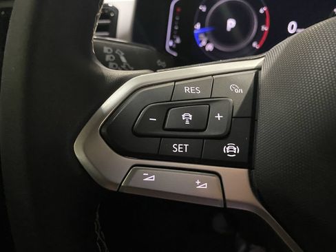 Used 2023 Volkswagen Atlas Cross Sport SE FWD image 10