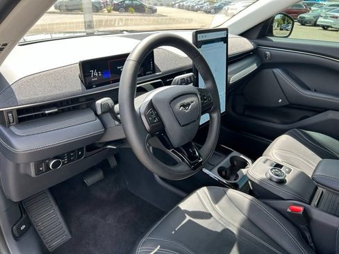 Used 2023 Ford Mustang Mach-E Premium RWD image 17