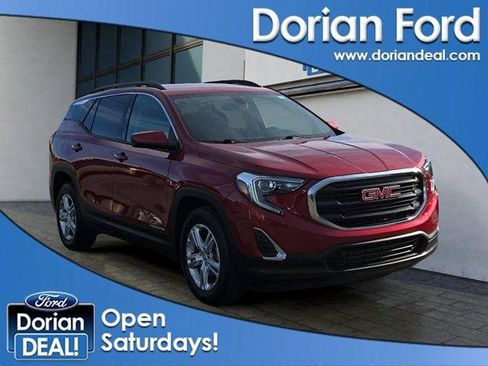 Used 2018 GMC Terrain SLE w/ Driver Convenience Package FWD image 1