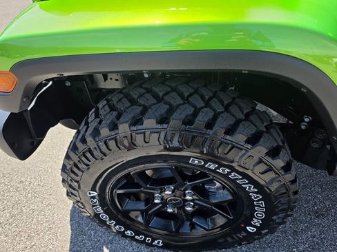New 2026 Jeep Gladiator Sport AWD/4WD image 9