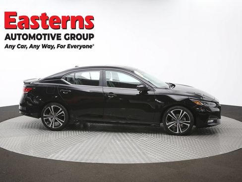 Used 2023 Nissan Sentra SR w/ SR Premium Package FWD image 47