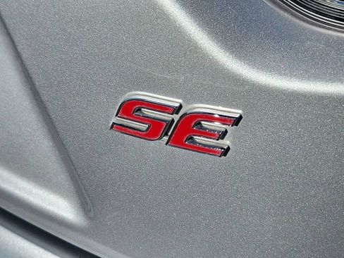 Used 2020 Toyota Corolla SE image 19