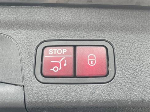 Used 2021 Mercedes-Benz GLE 350 4MATIC image 13