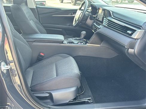 Used 2026 Toyota Camry LE image 11