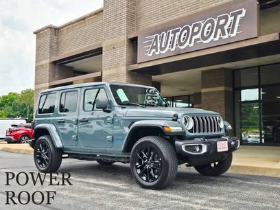 Used 2025 Jeep Wrangler Unlimited Sahara w/ Safety Group
