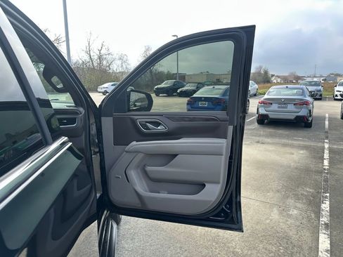 Used 2022 Chevrolet Tahoe LT image 30