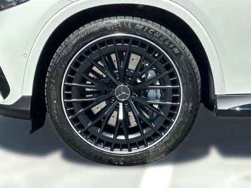 New 2026 Mercedes-Benz GLC 43 AMG 4MATIC Coupe image 11