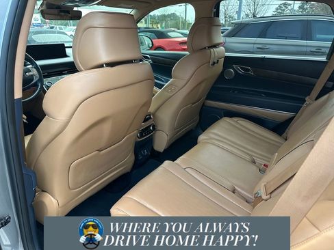 Used 2023 Genesis GV80 2.5T w/ Prestige 20" Package image 26