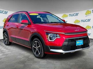 Used 2023 Kia Niro EX image 1
