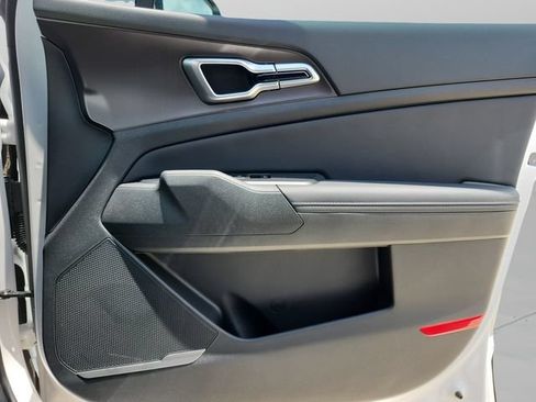 New 2026 Kia Sportage EX FWD image 30