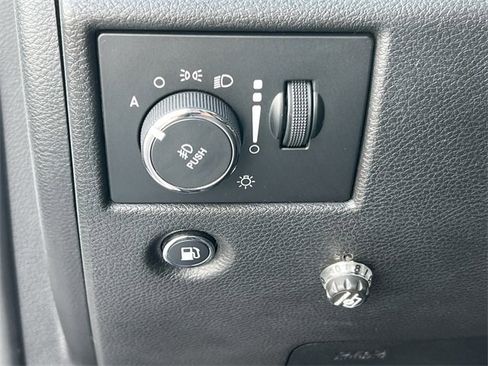 Used 2019 Jeep Grand Cherokee Trailhawk w/ Trailhawk Luxury Group image 22